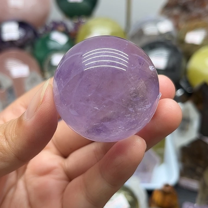 未镶嵌珠宝半成品水晶111克紫水晶球