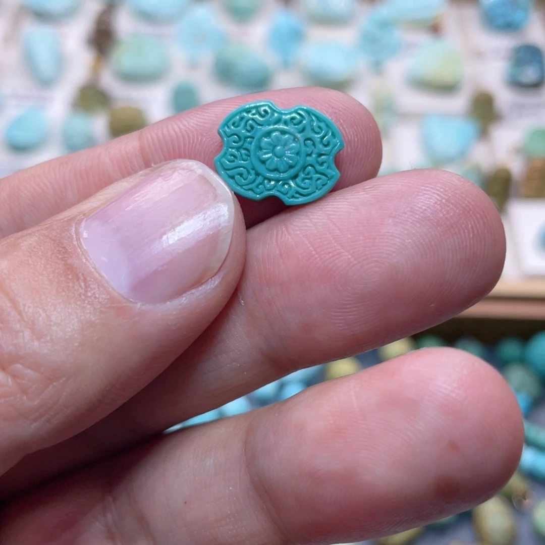 绿松石配饰未镶嵌