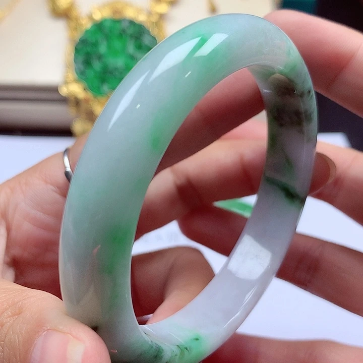 未镶嵌手镯翡翠翡翠