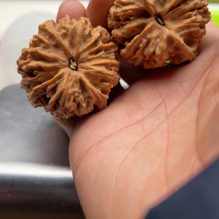 爱***仕文玩核桃吊坠文玩核桃链接专属42号