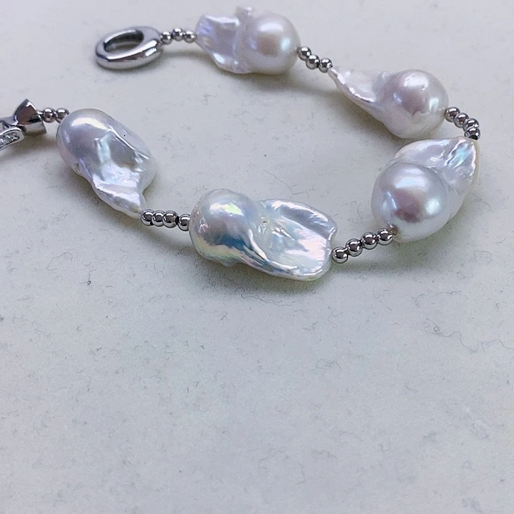 银S925镶嵌耳饰淡水珍珠