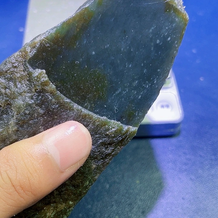 未镶嵌和田玉（糖玉）珠宝半成品