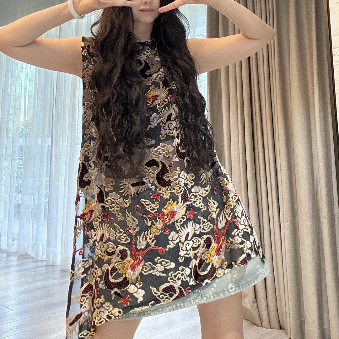【周周家】私人定制无袖丝绒刺绣马甲上衣碎花开衩背心时尚百搭夏季