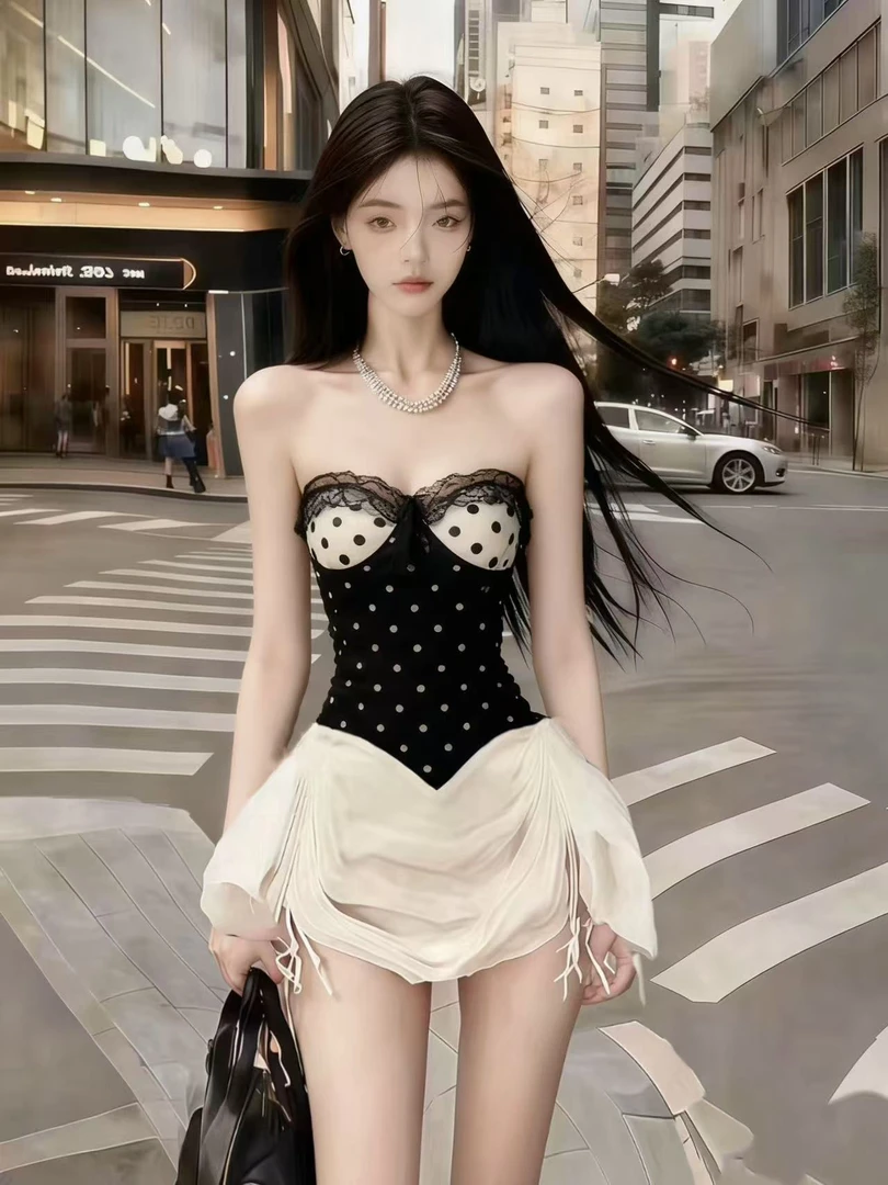 静奢气质御姐风高级感黑白撞色桃心领无袖抹胸波点收腰辣妹连衣裙