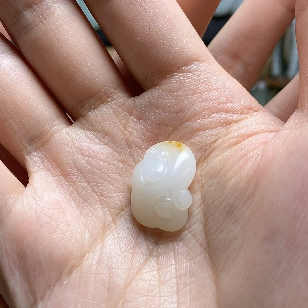 和田玉挂件未镶嵌萝*嘟