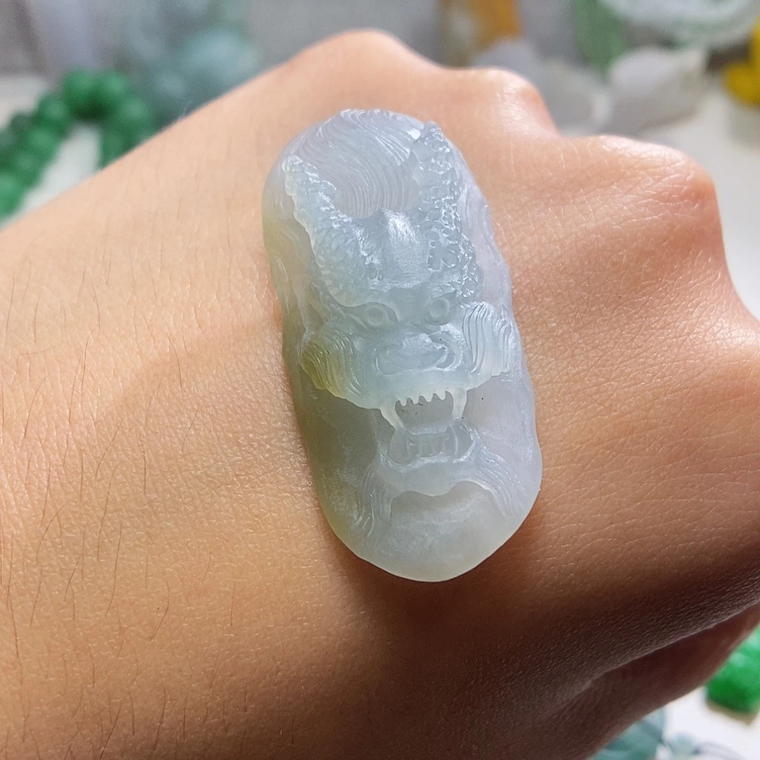 定制翡翠未镶嵌龙头