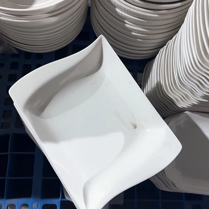 瓷异型 8 长方形  4 个