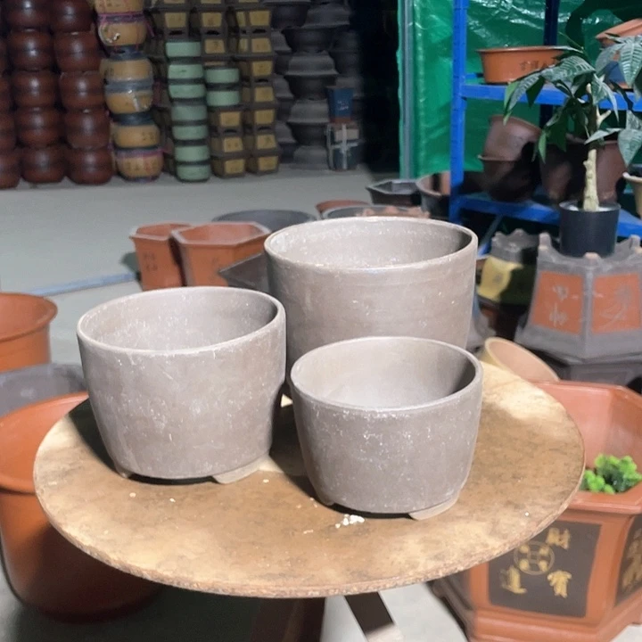 紫泥笔筒一组三个花盆