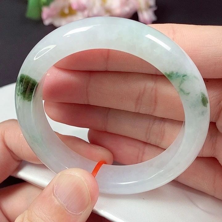 翡翠未镶嵌手镯55圈