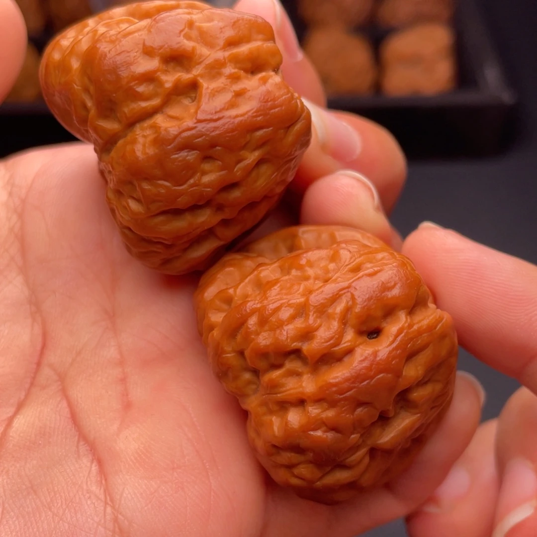 文玩核桃把件秦岭山脉