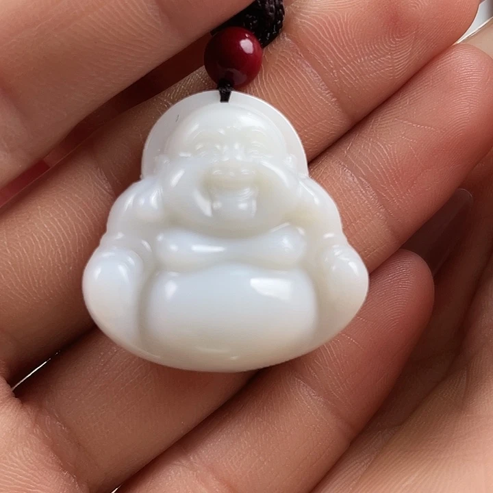 颈饰未镶嵌和田玉（糖玉）