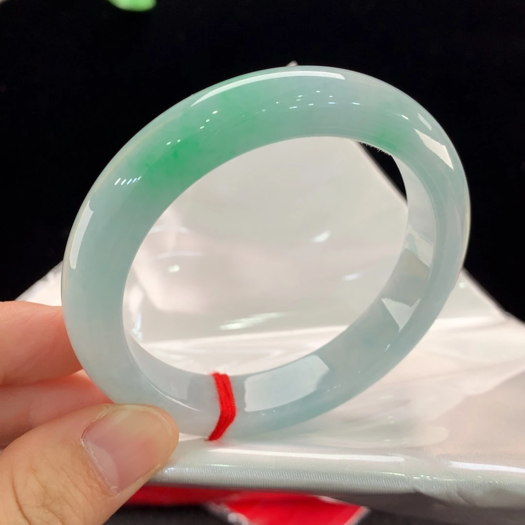 翡翠未镶嵌手镯0367