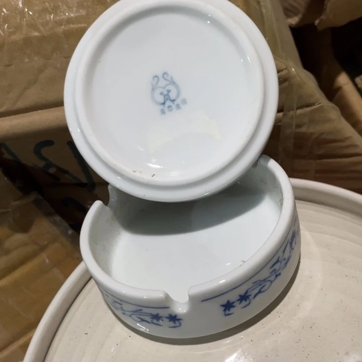 摆件陶瓷盘子碗都实惠