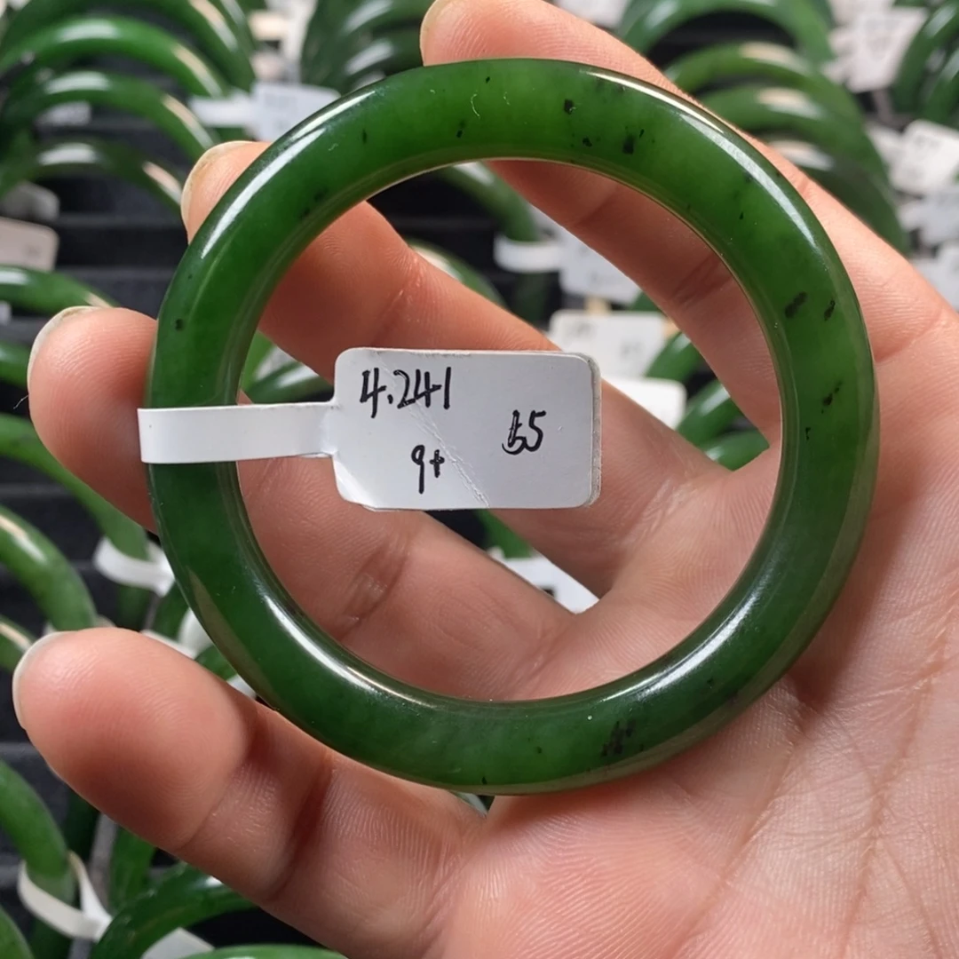 和田玉（碧玉）未镶嵌手镯55