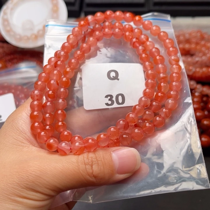南红玛瑙未镶嵌多样性发货默认微瑕称重7mm