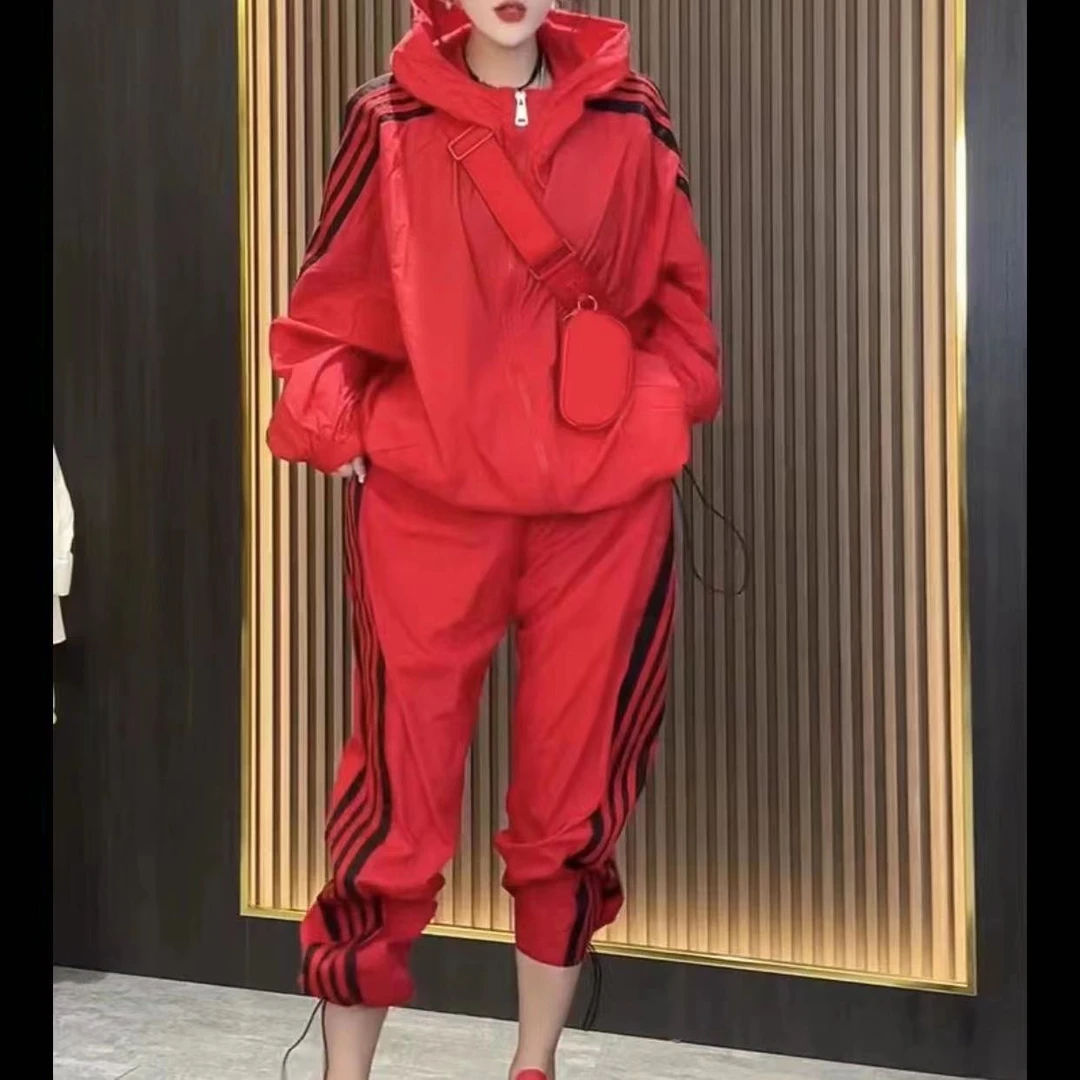 逸阳新款洋气速干运动女套装2025春夏季爆款休闲两件套时尚潮流