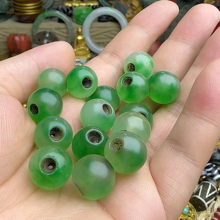张***鑫白玉菩提吊坠精品