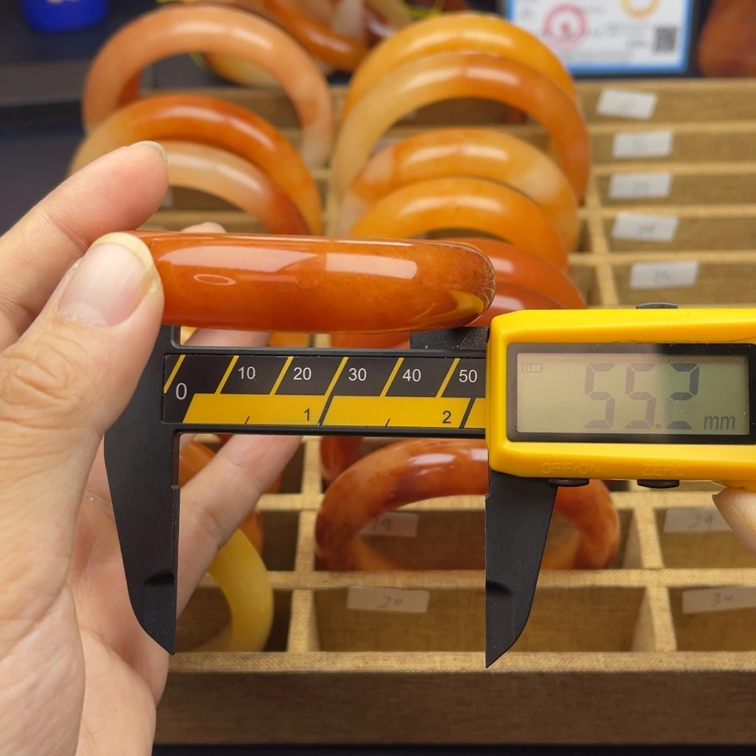 合金石英质玉（黄龙玉）手镯20号55.3圈