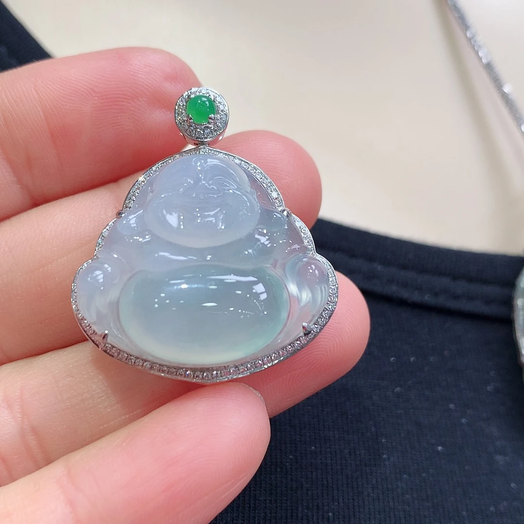 翡翠颈饰18K金镶嵌佛公