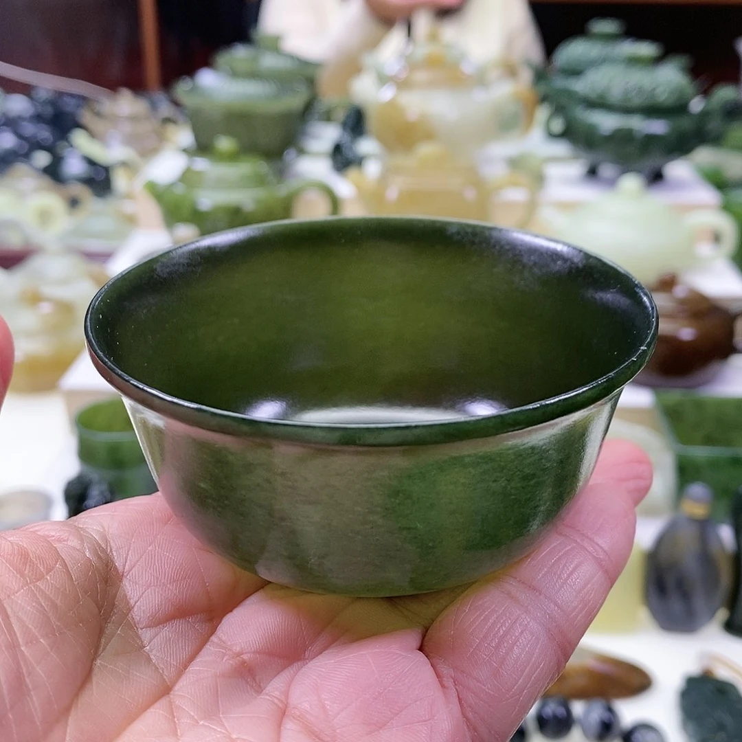 和田玉茶碗未镶嵌美**缘