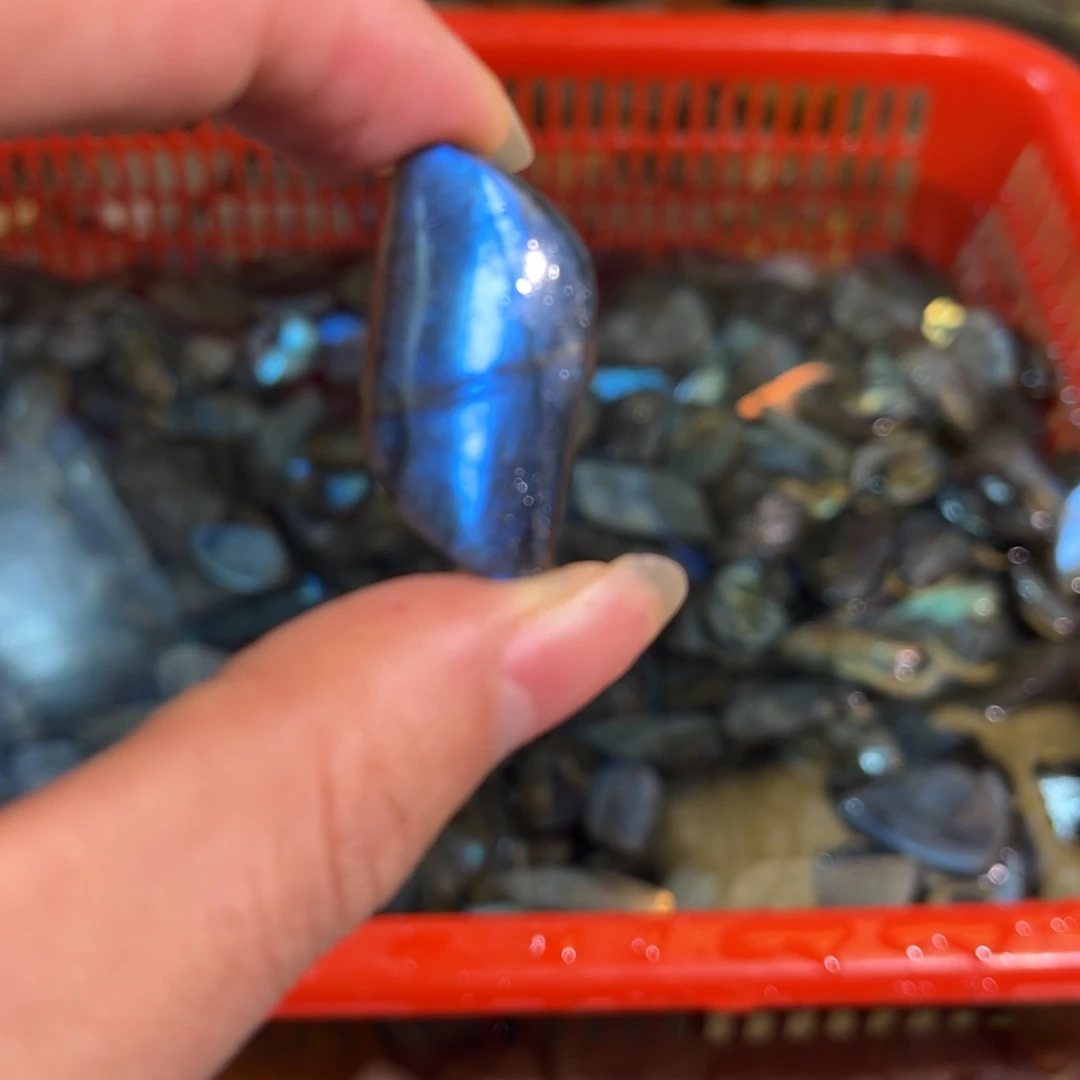 拉长石吊坠未镶嵌沐****5