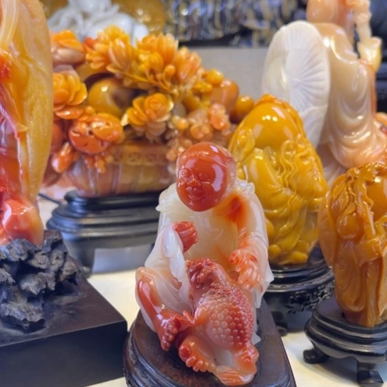 双***奶寿山石印石摆件非常好