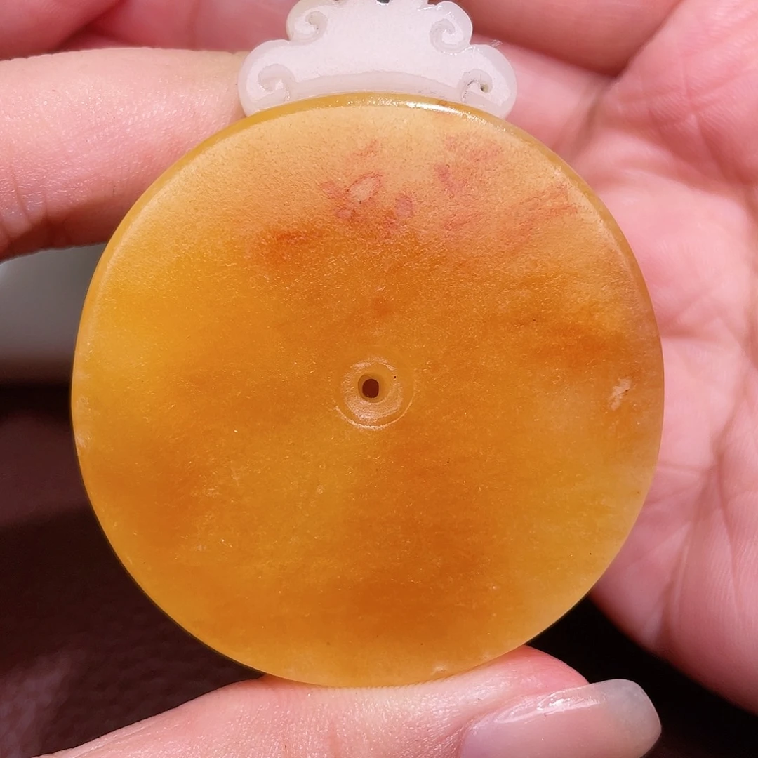 和田玉未镶嵌颈饰杨*