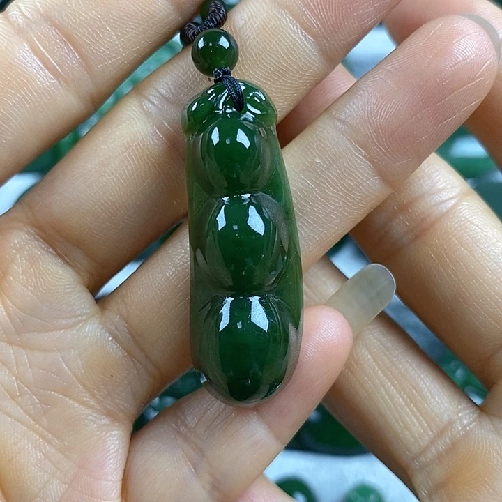 吊坠(不含链)未镶嵌和田玉（碧玉）