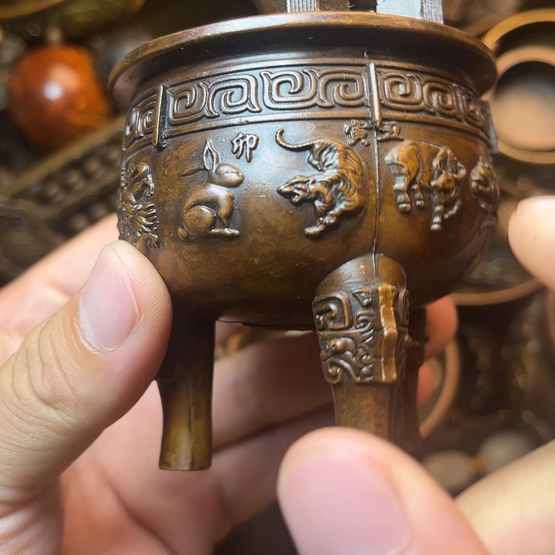 精美铜器工艺品等