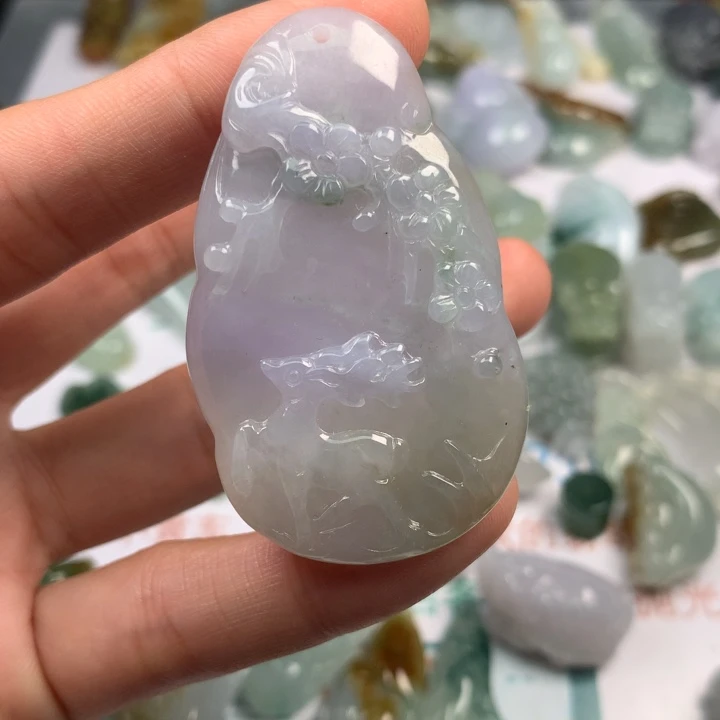 翡翠未镶嵌颈饰翡翠