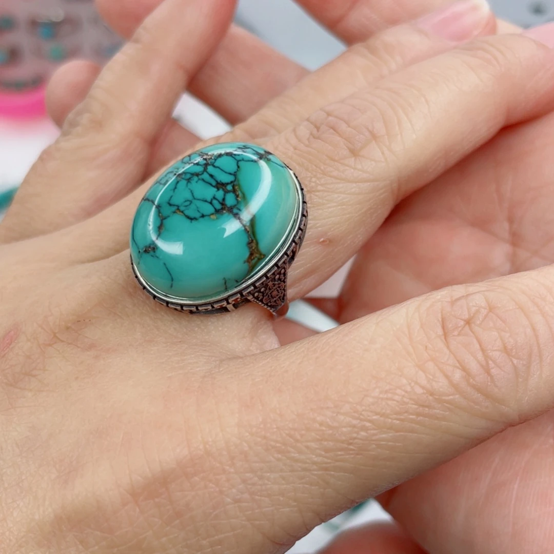 绿松石颈饰未镶嵌