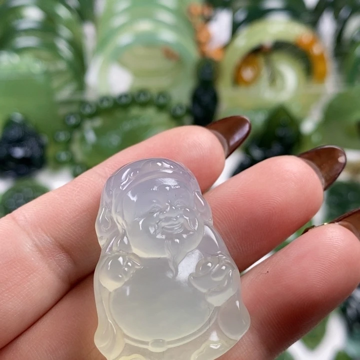 未镶嵌蛇纹石玉颈饰