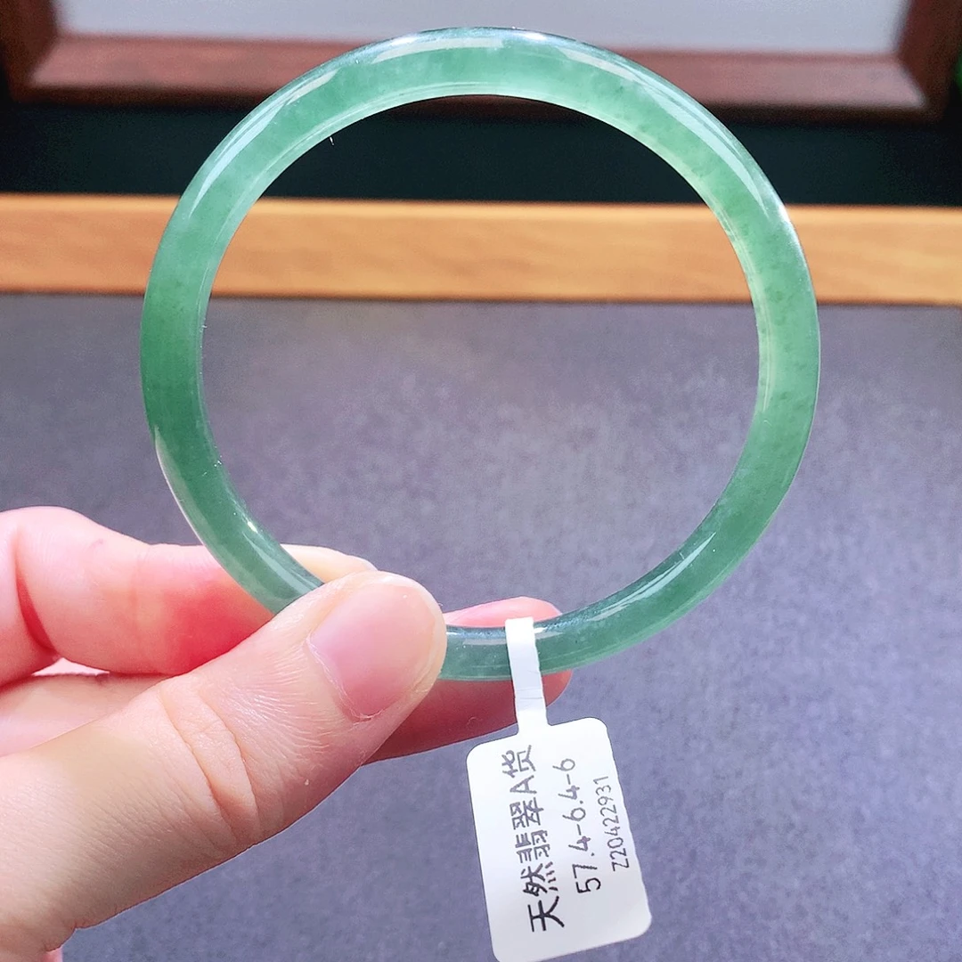 未镶嵌手镯翡翠天然翡翠