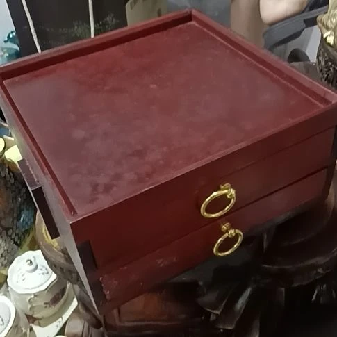 摆件有瑕。。。。。。。处理。。。。。不退不换