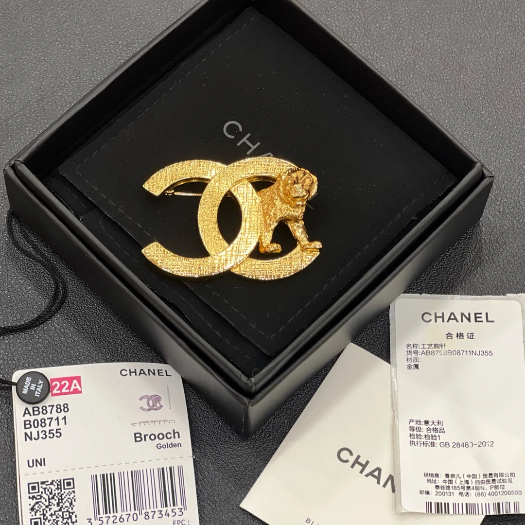 99新 Chanel/香奈儿 LION经典双C标志狮子金属胸针 闲置成色