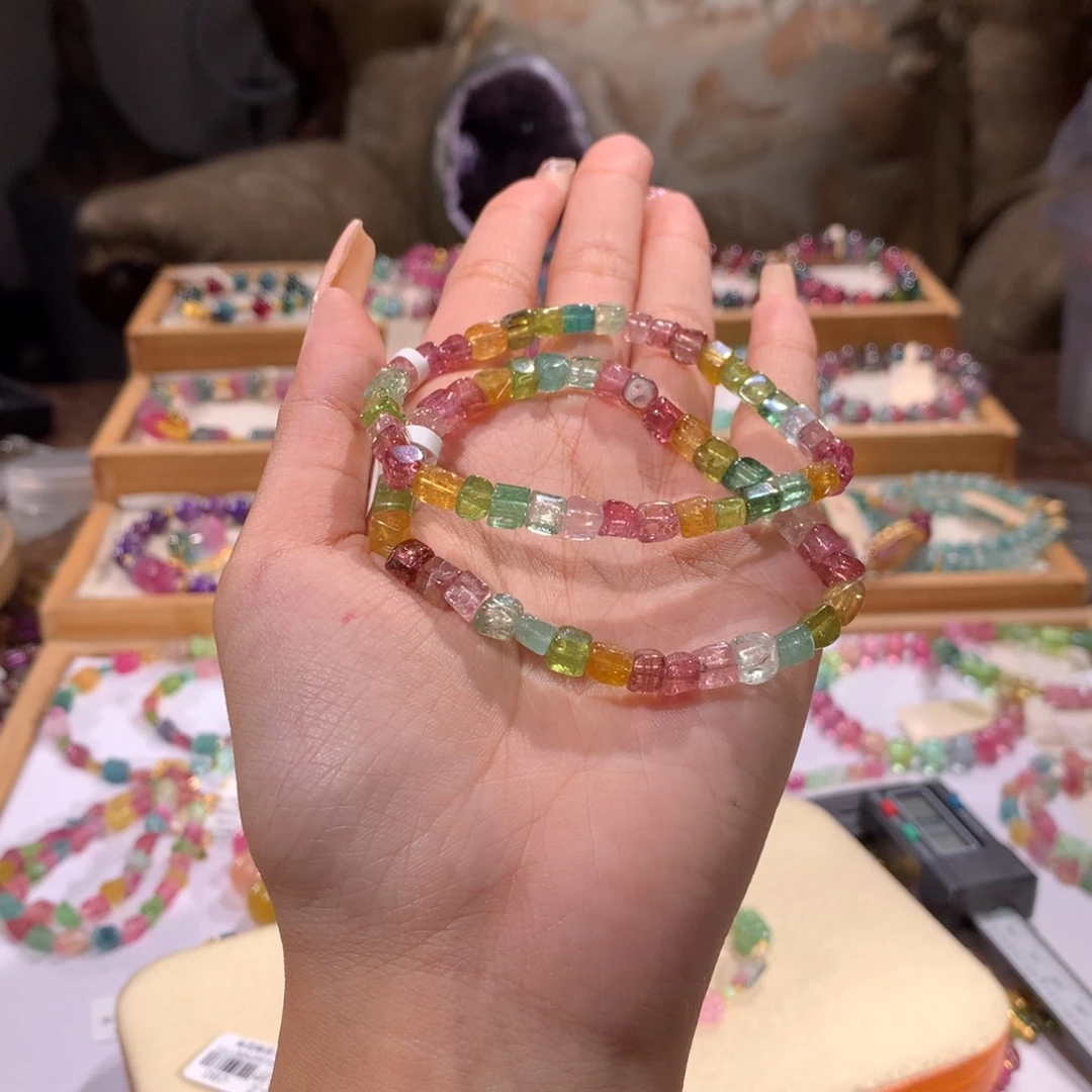 未镶嵌多样性发货其一碧玺
