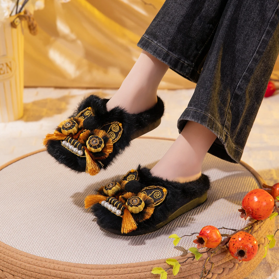 秋冬毛女款棉拖鞋爆款国风手工黑金虎头鞋保暖舒适外穿防滑虎头鞋