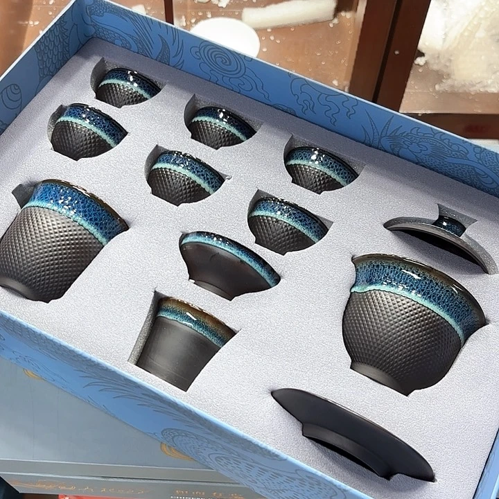 孤品茶具套装等。
