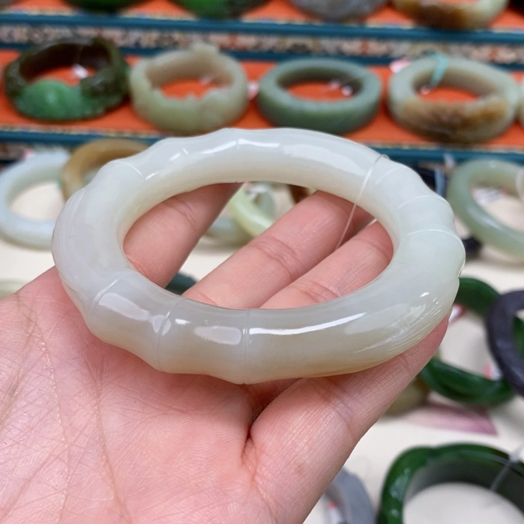 和田玉未镶嵌手镯57.4