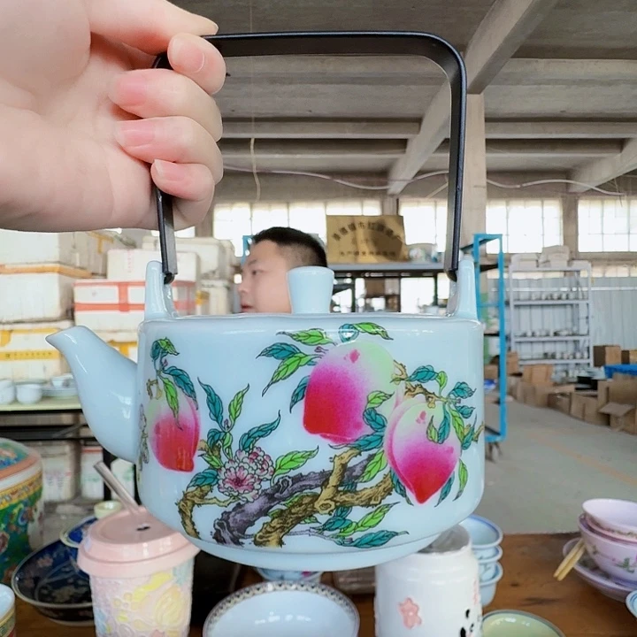 景德镇高温陶瓷桃子提梁壶1个