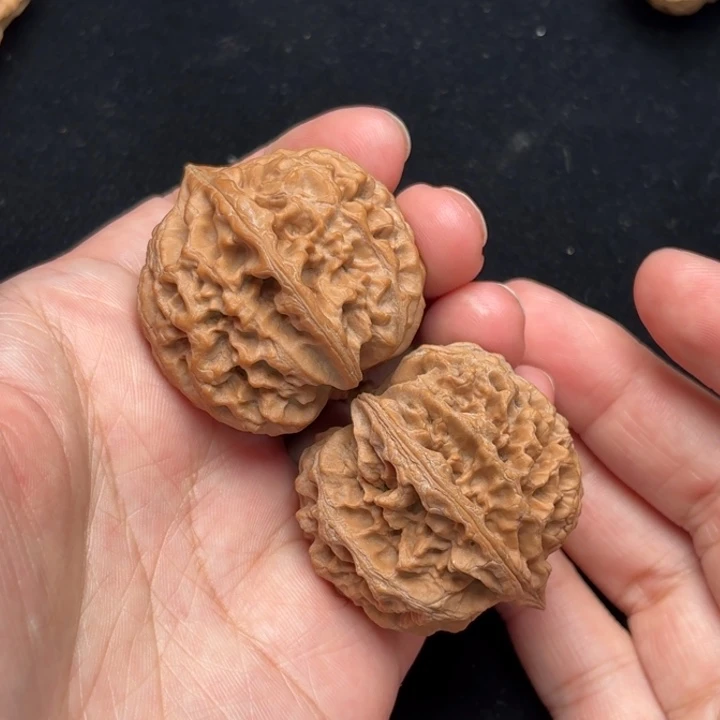 文玩核桃吊坠太行龙纹【3901】