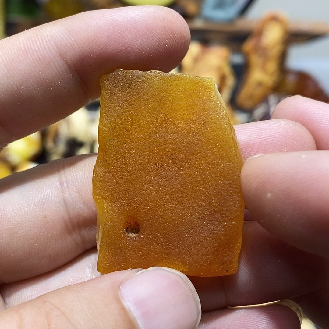 未镶嵌琥珀裸石蜜蜡原石定制