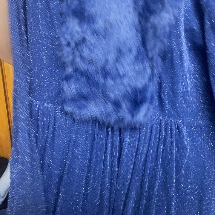 特价款小衫衫蓝色