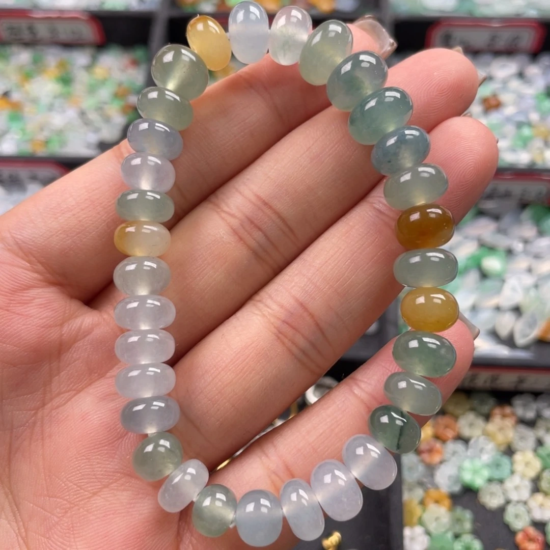 颈饰未镶嵌翡翠手串