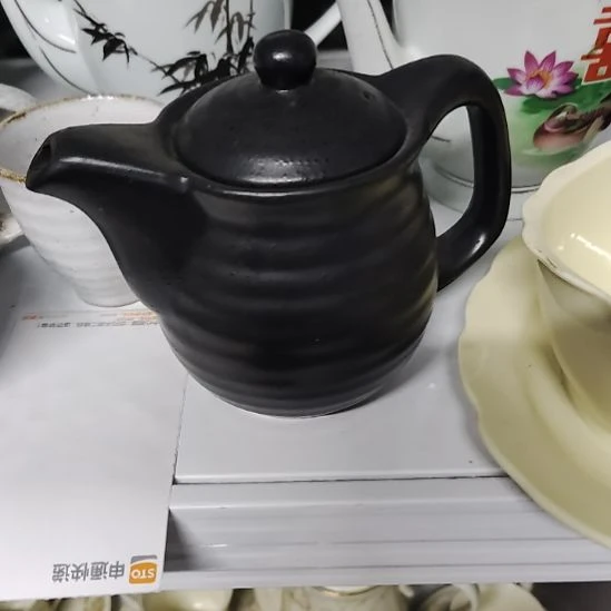 瓷片五厂，七厂各种摆件，瓷片，均有瑕疵！