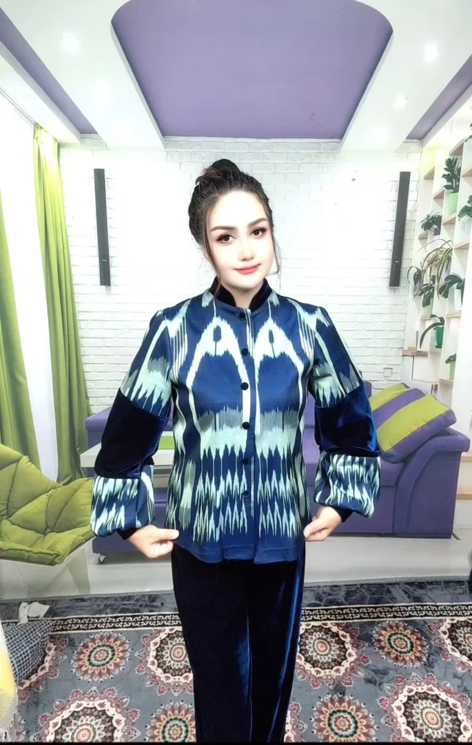 和田艾德莱斯秋季两件套