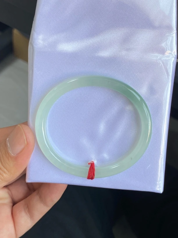 （119）圆条贵妃镯53-6.0×6.1