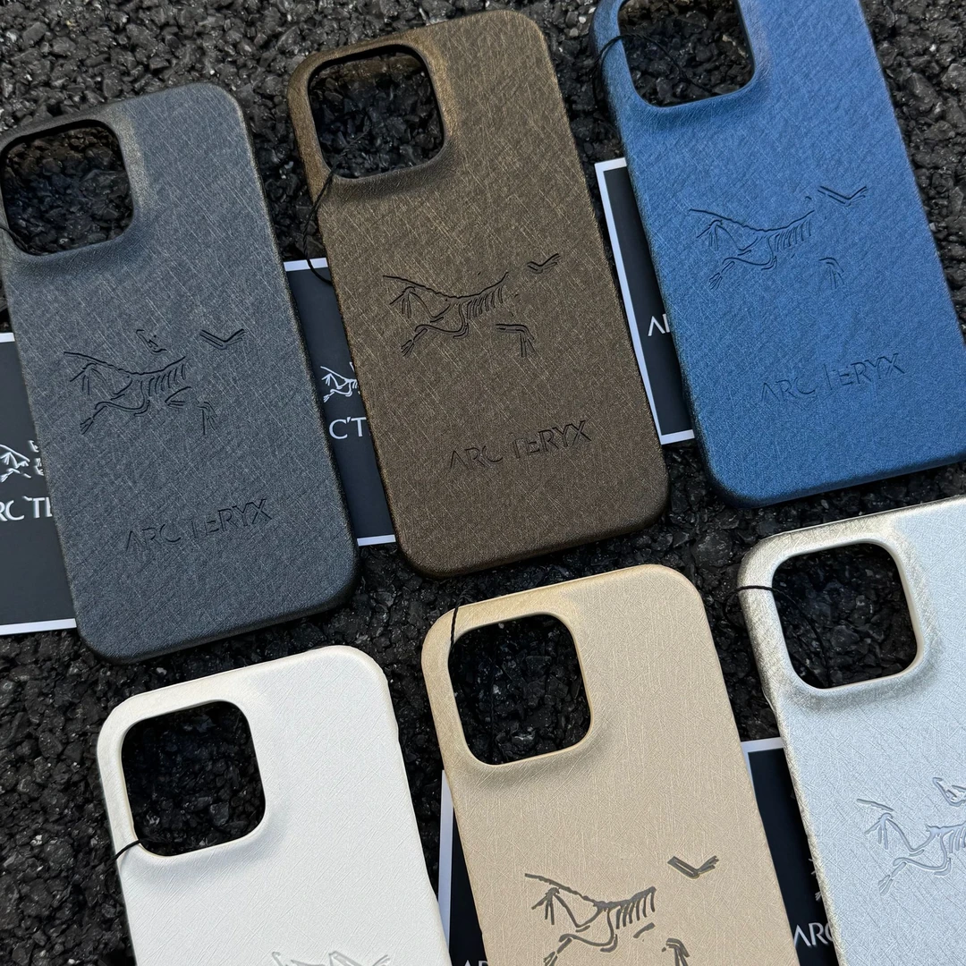 潮牌新款高级拉丝皮质适用苹果17硬壳15ProMax半包iPhone13手机壳