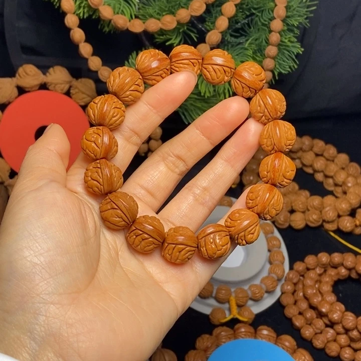 秦岭龙纹桃核手串