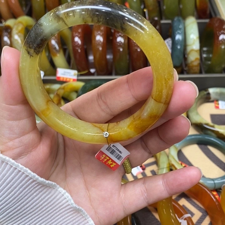 未镶嵌蛇纹石玉手镯